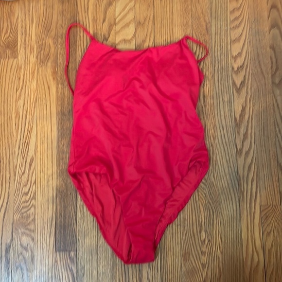 Andie Swim The Fiji One Piece LT Swimsuit Cherry Red size L tall NWT - Picture 3 of 8